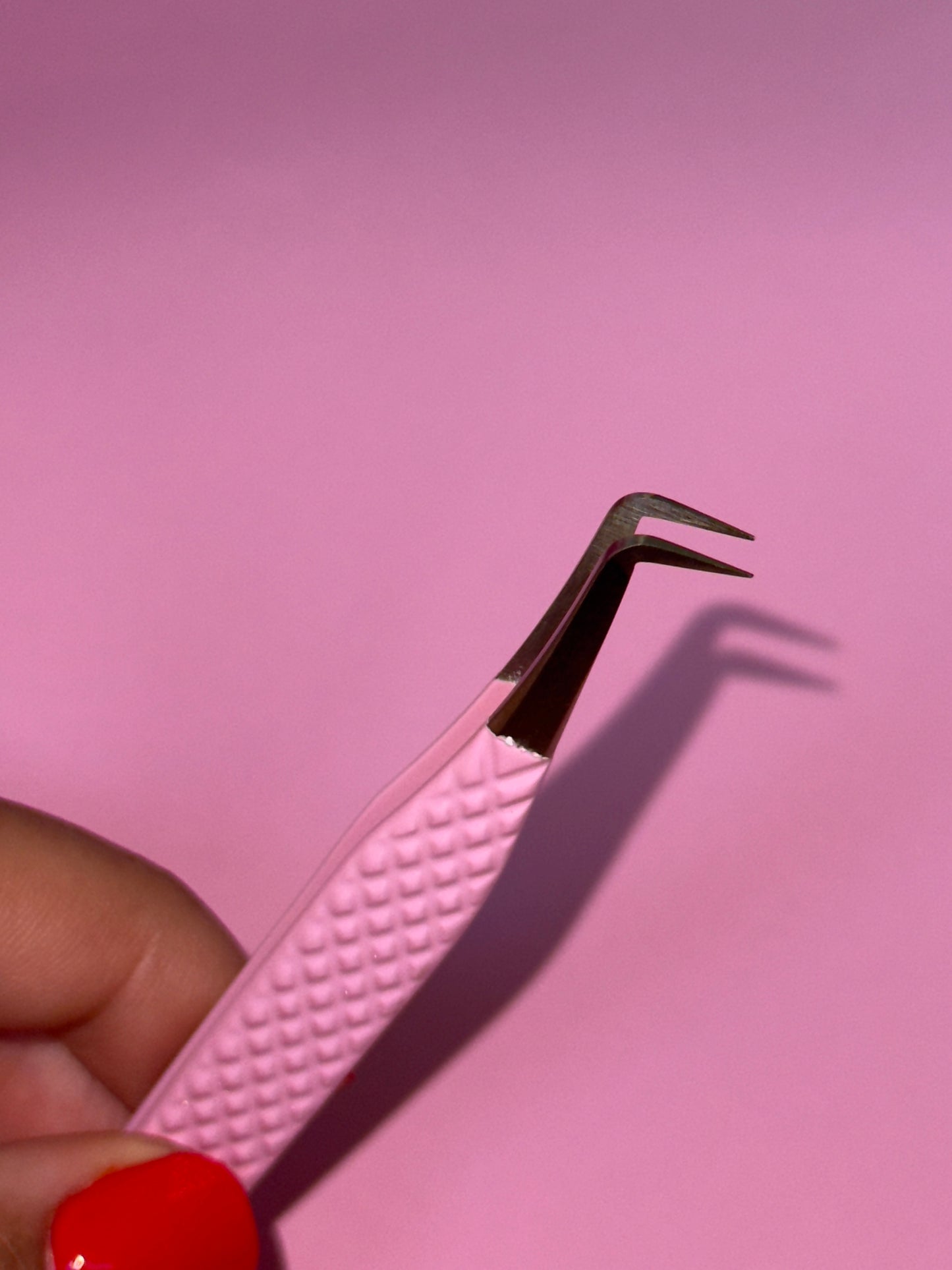 Fan Me Out Tweezer