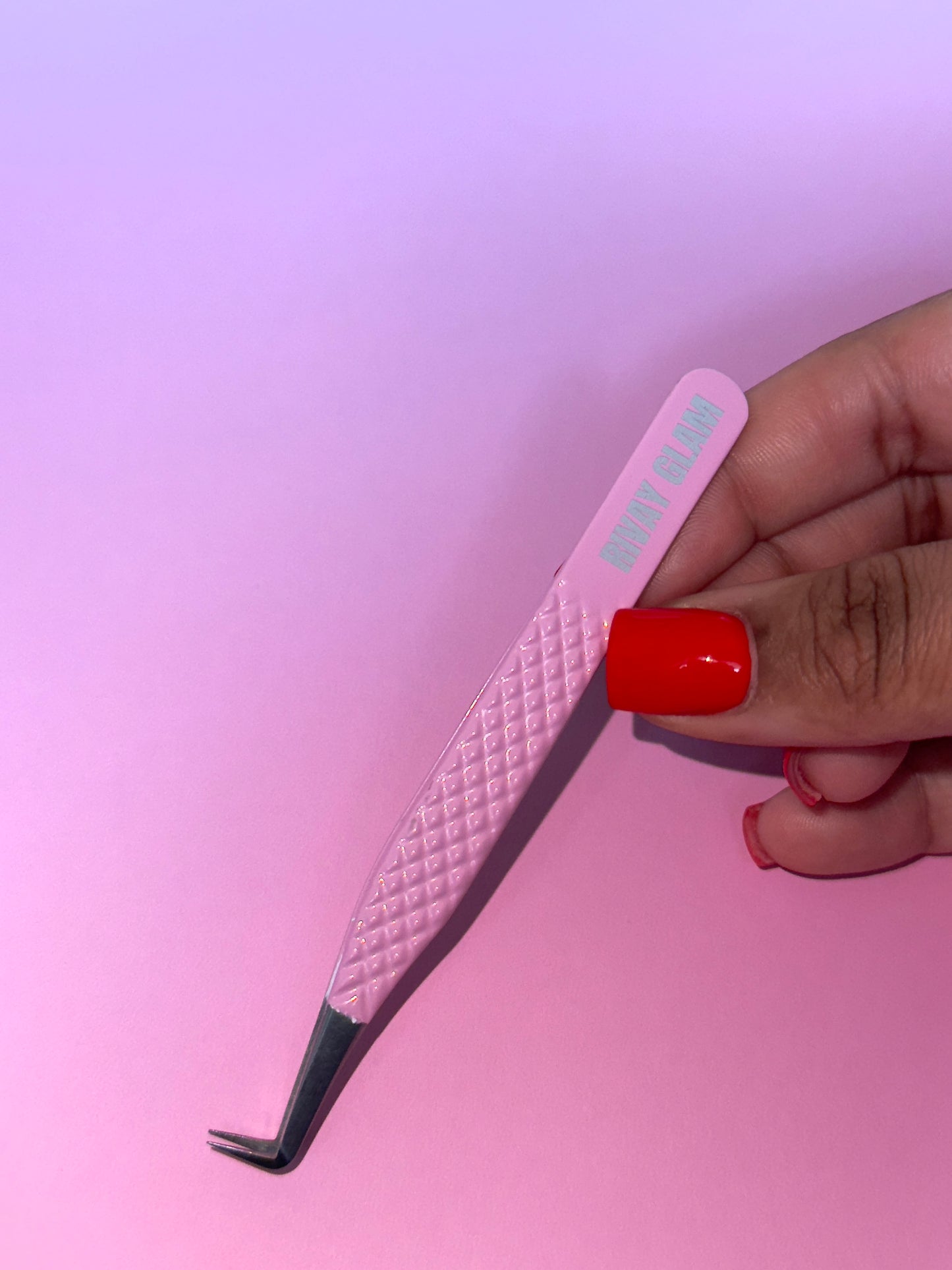 Fan Me Out Tweezer